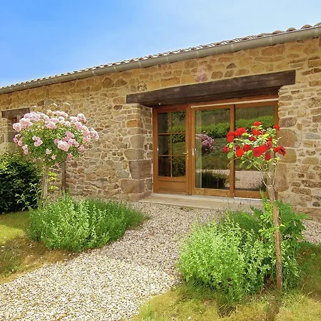 In France With Covered Terrace Сasa de vacaciones