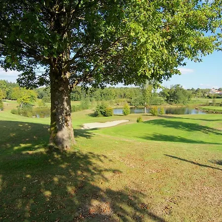 Semesterbostad In France With Covered Terrace