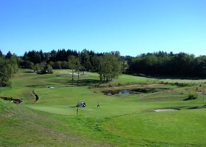 In France With Covered Terrace * Roussines